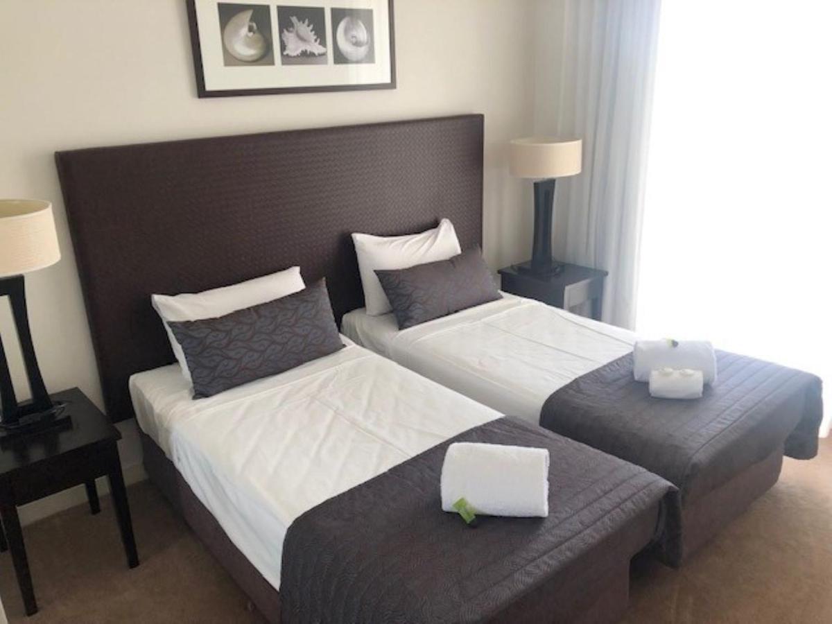 ハービー・ベイ グランド メルキュール アレグラ ハービー ベイアパートホテル エクステリア 写真 A bedroom at the hotel