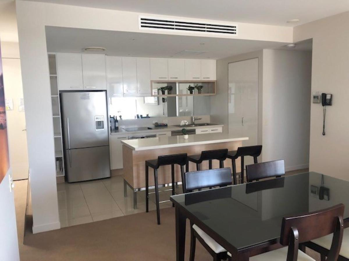 ハービー・ベイ グランド メルキュール アレグラ ハービー ベイアパートホテル エクステリア 写真 A kitchen in a typical apartment