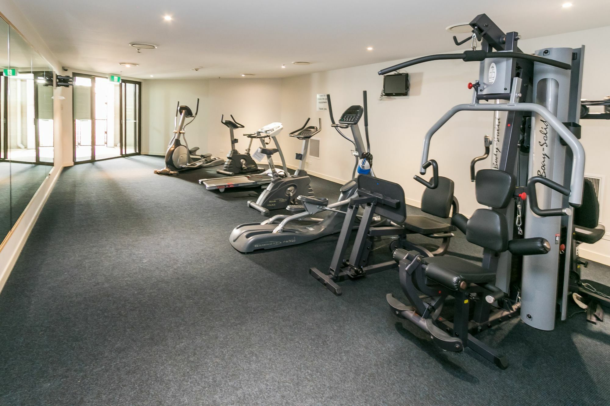 ハービー・ベイ グランド メルキュール アレグラ ハービー ベイアパートホテル エクステリア 写真 The gym at the hotel