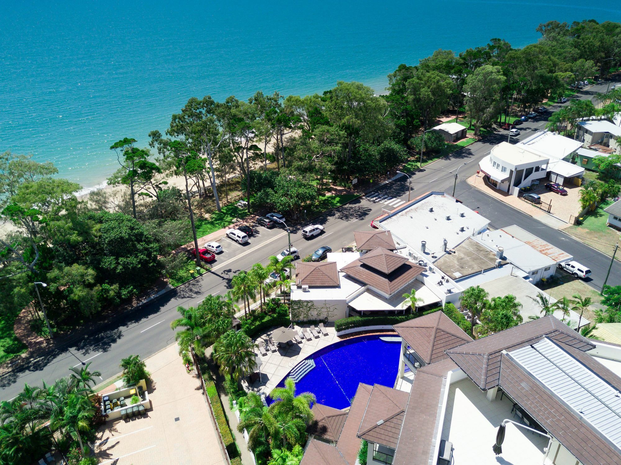 ハービー・ベイ グランド メルキュール アレグラ ハービー ベイアパートホテル エクステリア 写真 Aerial view of the resort