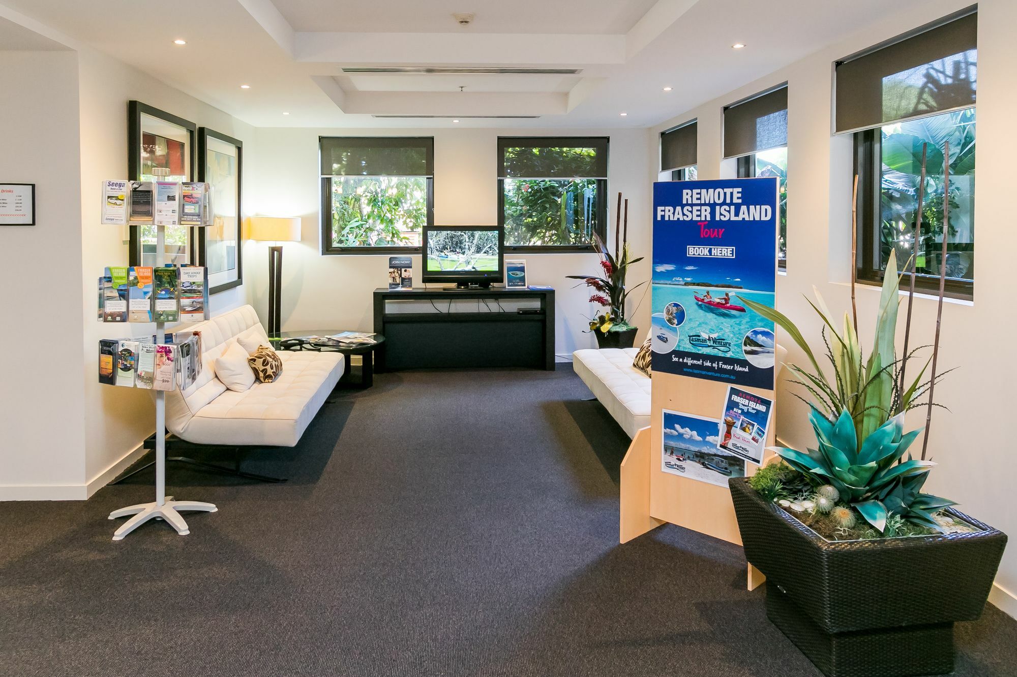 ハービー・ベイ グランド メルキュール アレグラ ハービー ベイアパートホテル エクステリア 写真 Fraser Island Visitor Centre